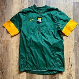 Nike NWT Men's Green and Yellow 1/2 zip coach jacket Shirt with pockets